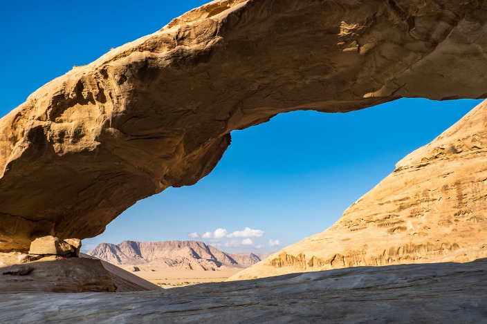 Wadi Rum rock bridge